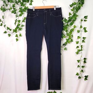 a.n.a. A new approach. Like New.  Size 10. Skinny.